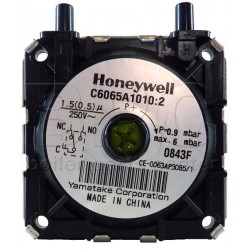 Chaffoteaux Air Pressure Switch Honeywell C6065A 1010 - 60084210 Chaffoteaux Air Pressure Switch Honeywell C6065A 1010 - 60084210